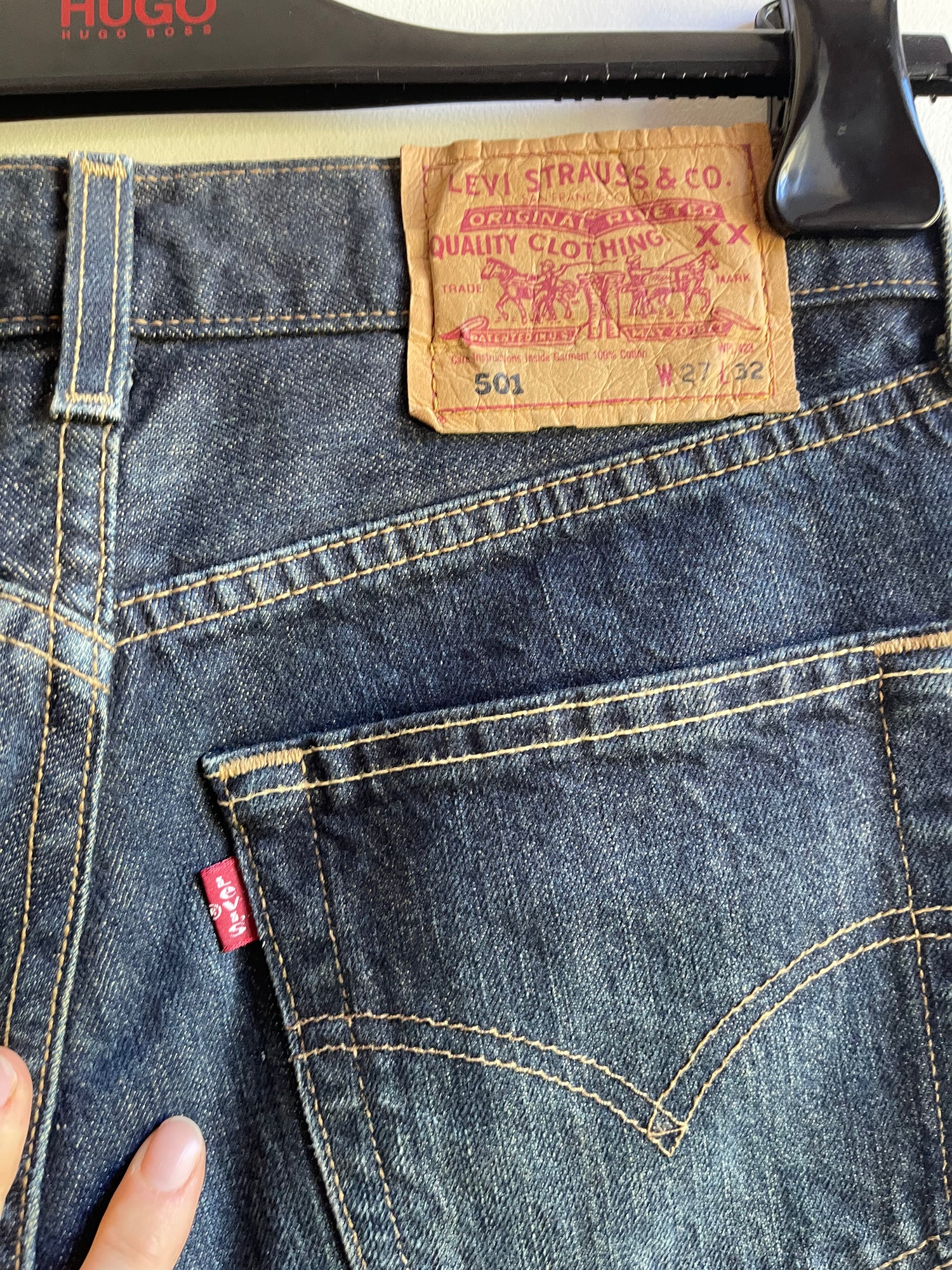Jean Levi's 501 W27 L32