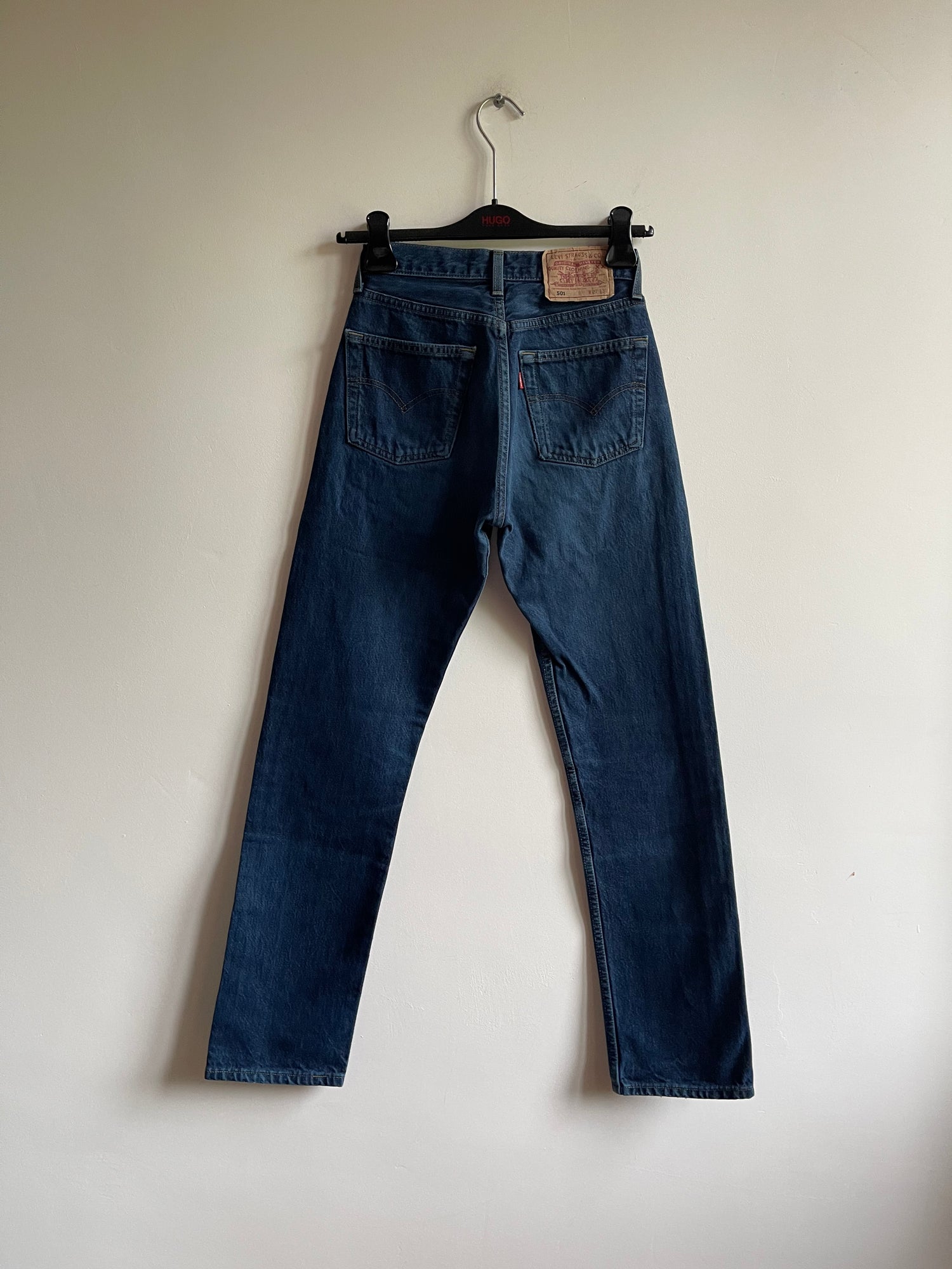 Jean Levi's 501 W27 L32