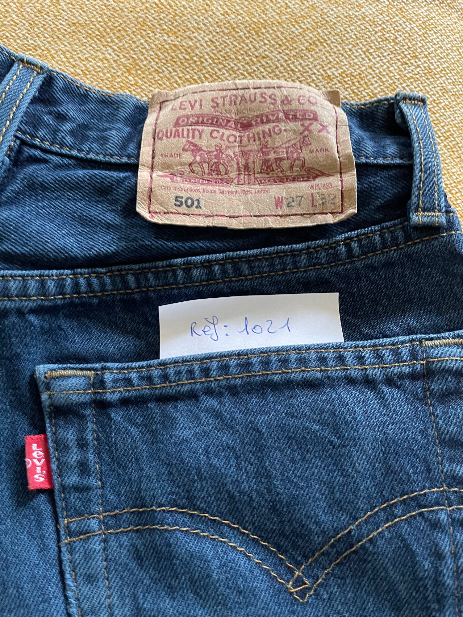 Jean Levi's 501 W27 L32