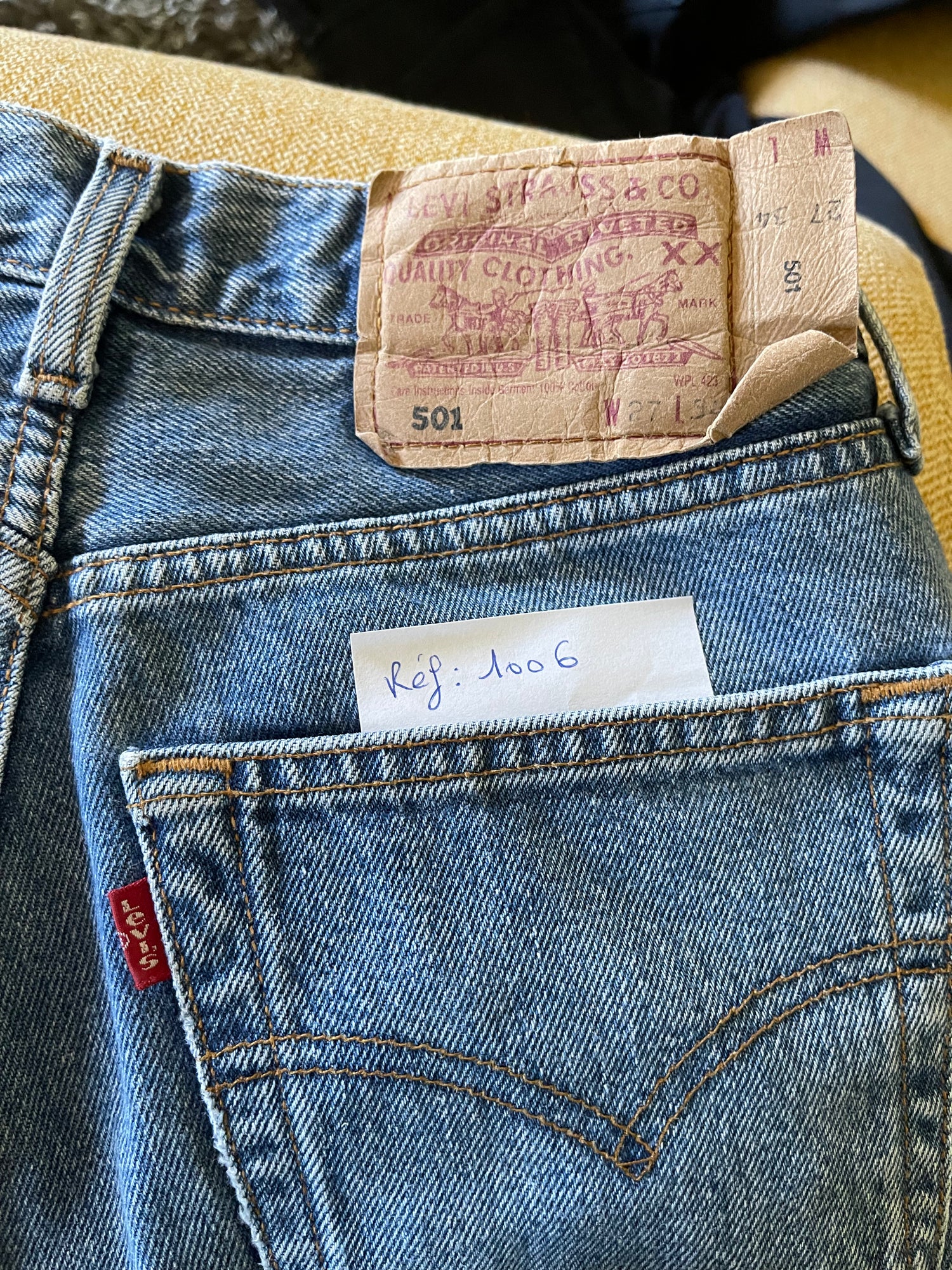 Jean Levi's 501 W27 L34