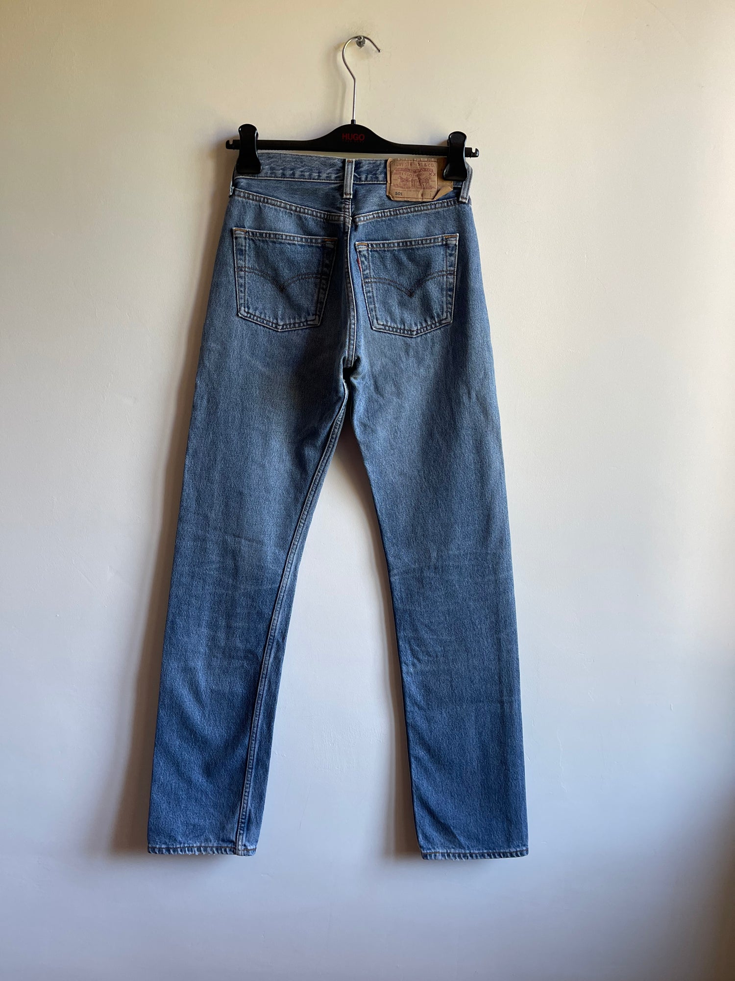Jean Levi's 501 W27 L34