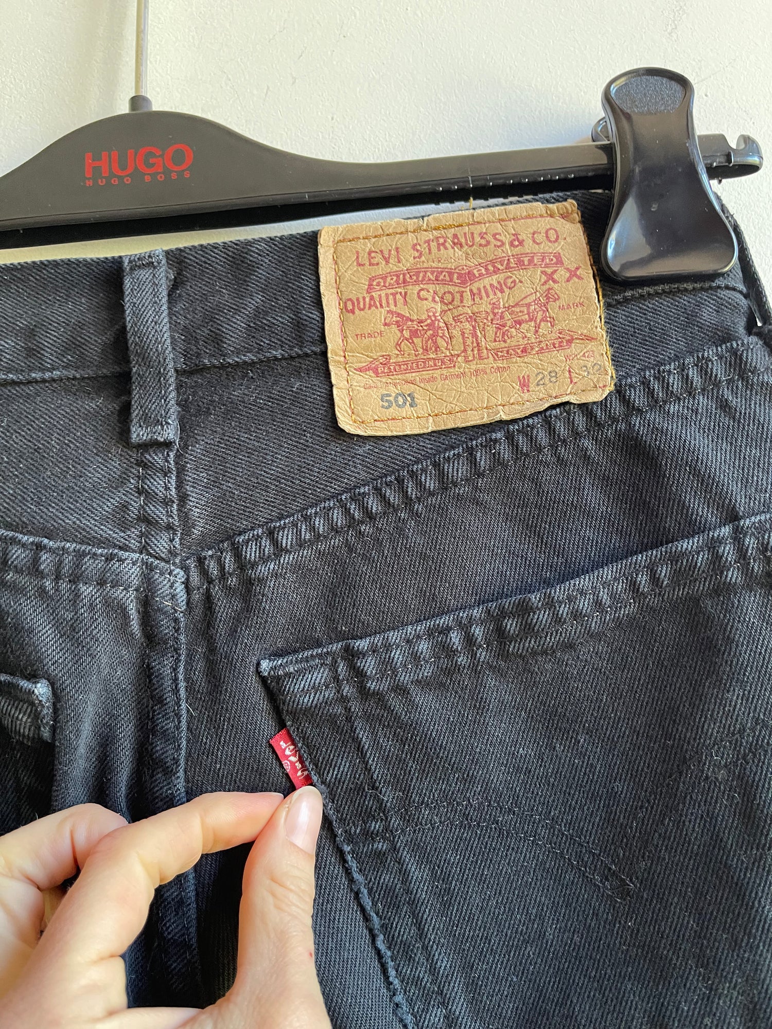 Jean Levi's 501 W28 L32