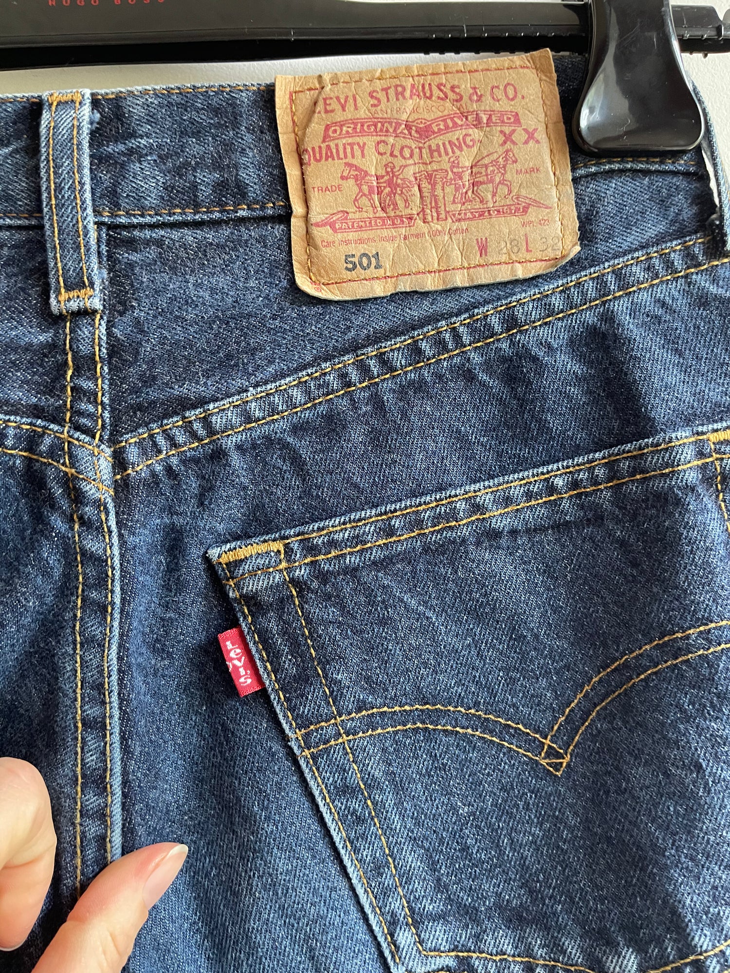 Jean Levi's 501 W28 L32
