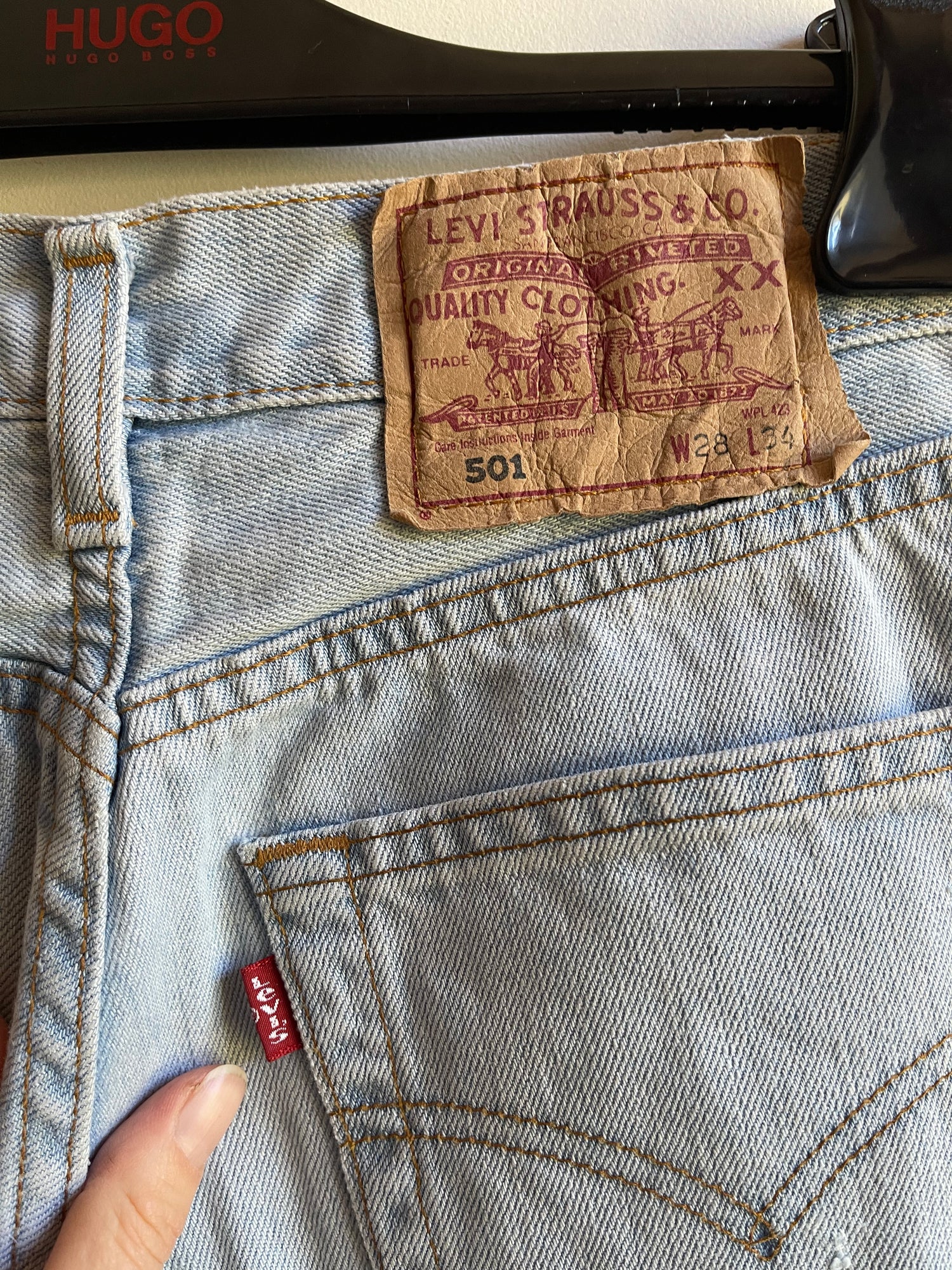 Jean Levi's 501 W28 L34
