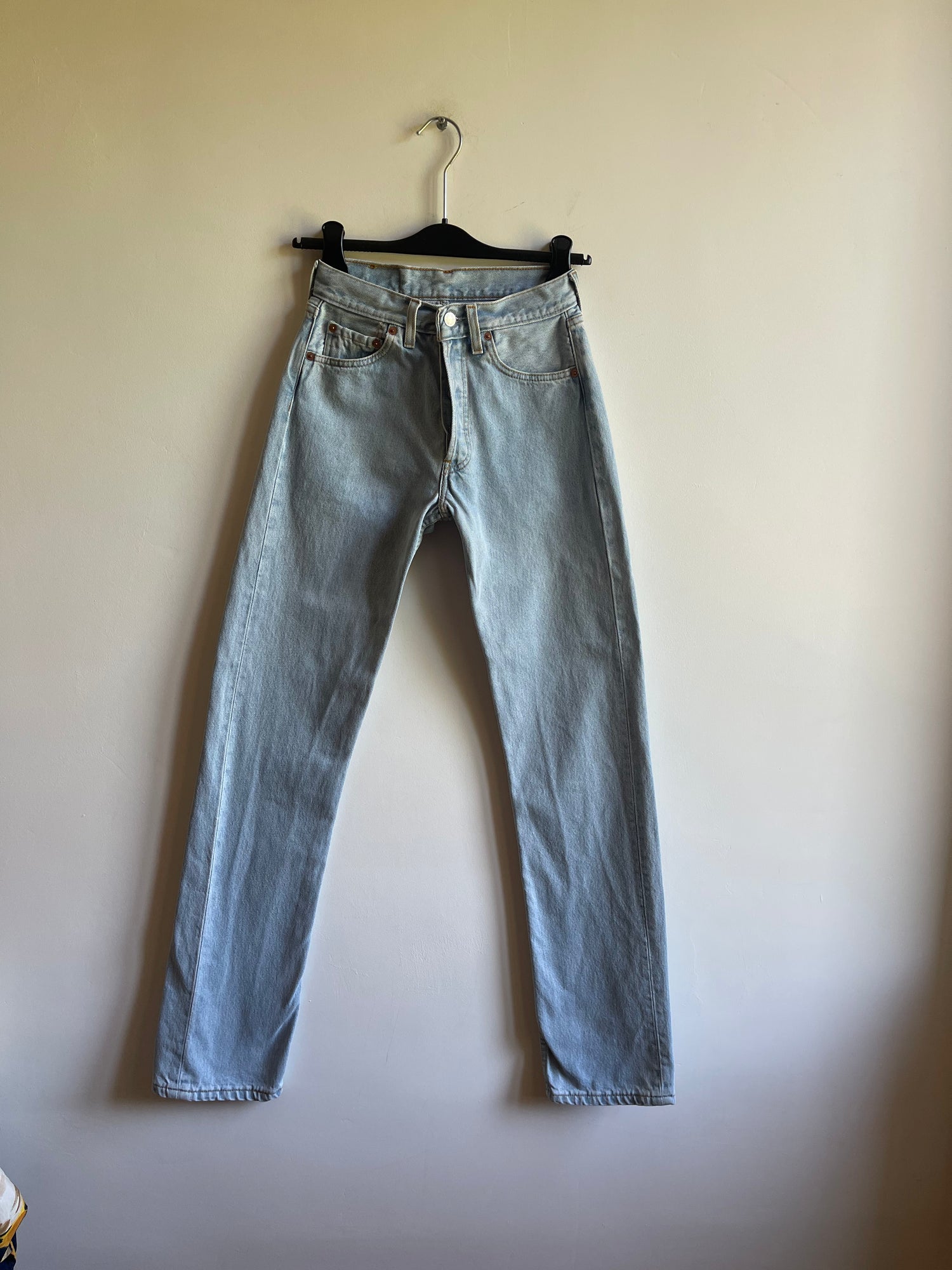 Jean Levi's 501 W28 L34