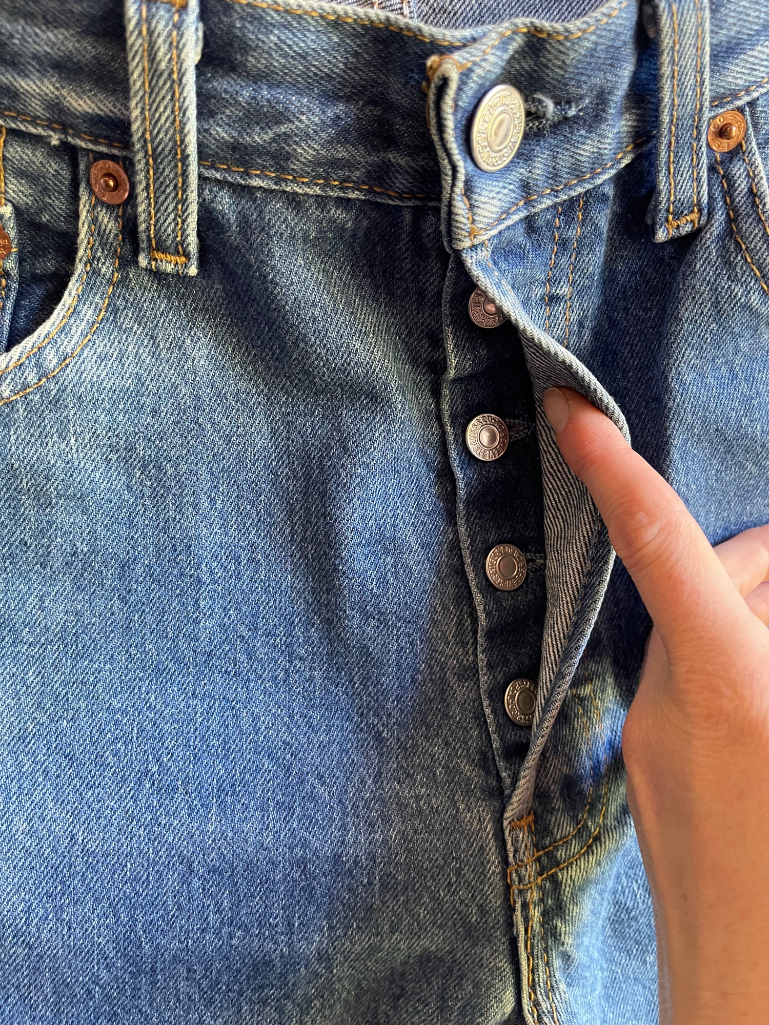 Jean Levi's 501 W32 L34