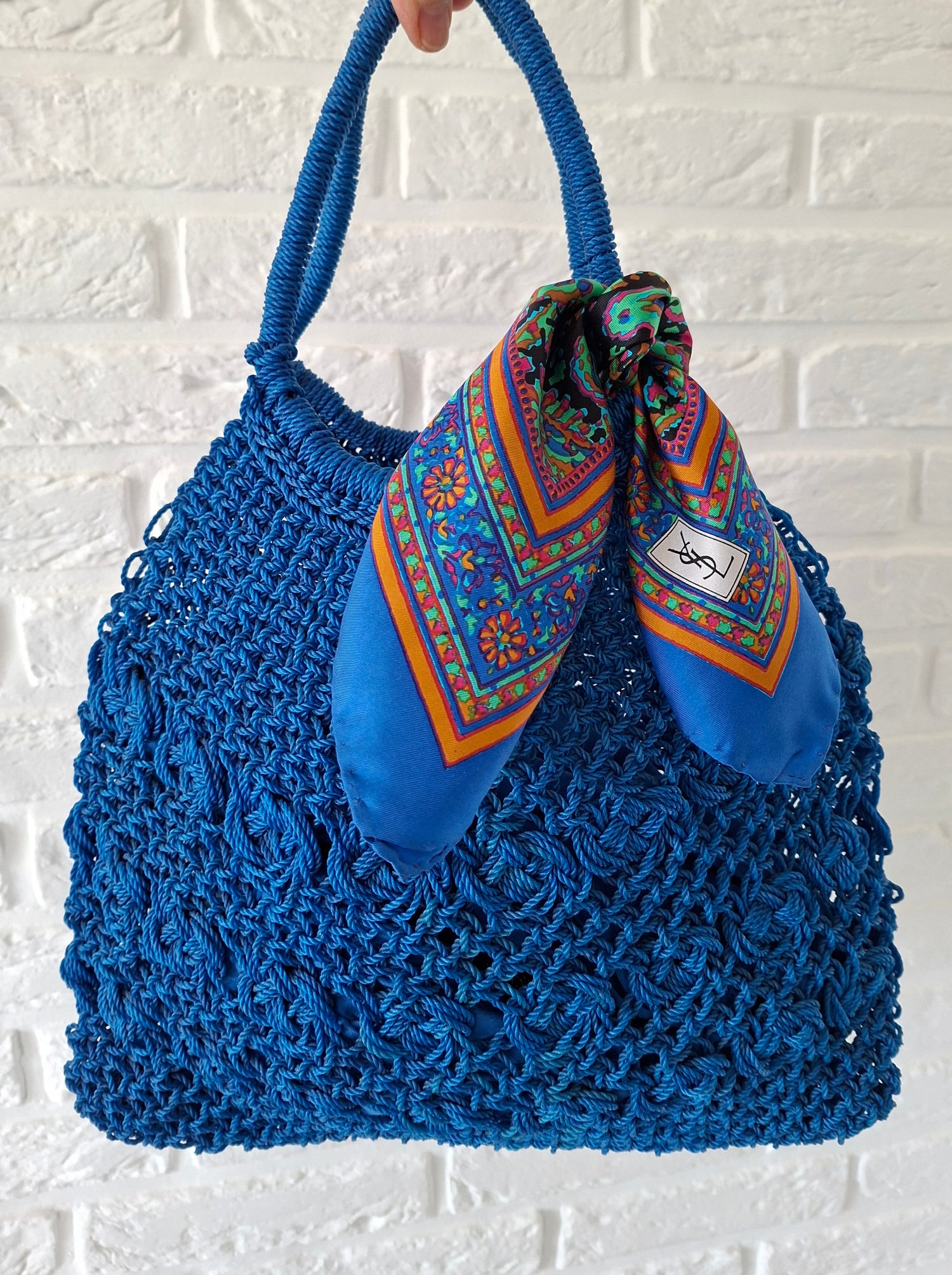 Carré Yves Saint Laurent