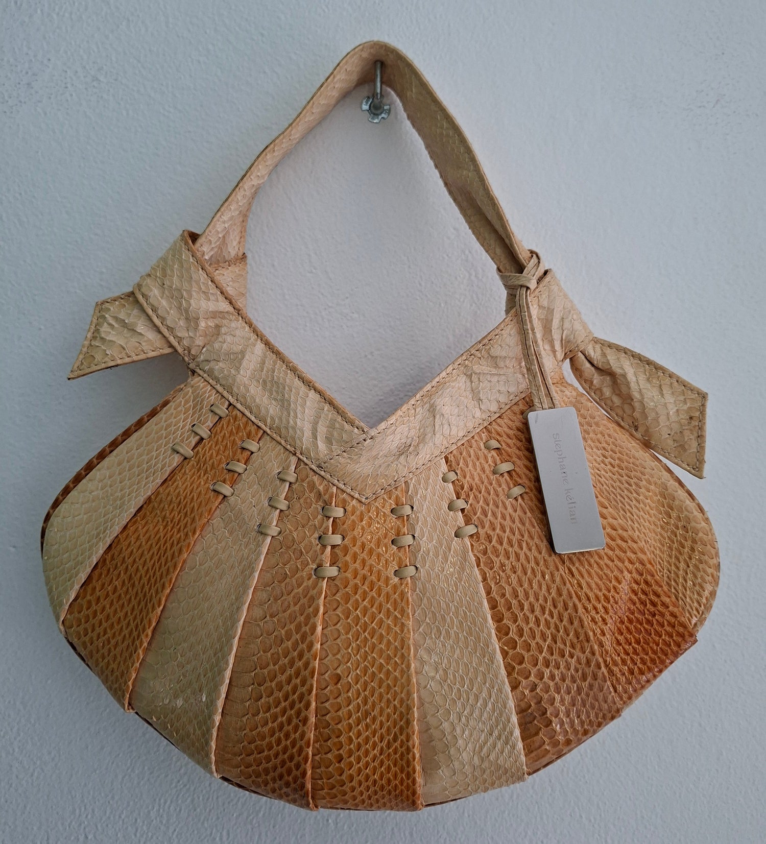 AUBRY GASPARD - Sac rabane - Marin géant - soufflet + poche intérieure AUBRY GASPARD - Sac rabane - Marin géant - soufflet + poche intérieure