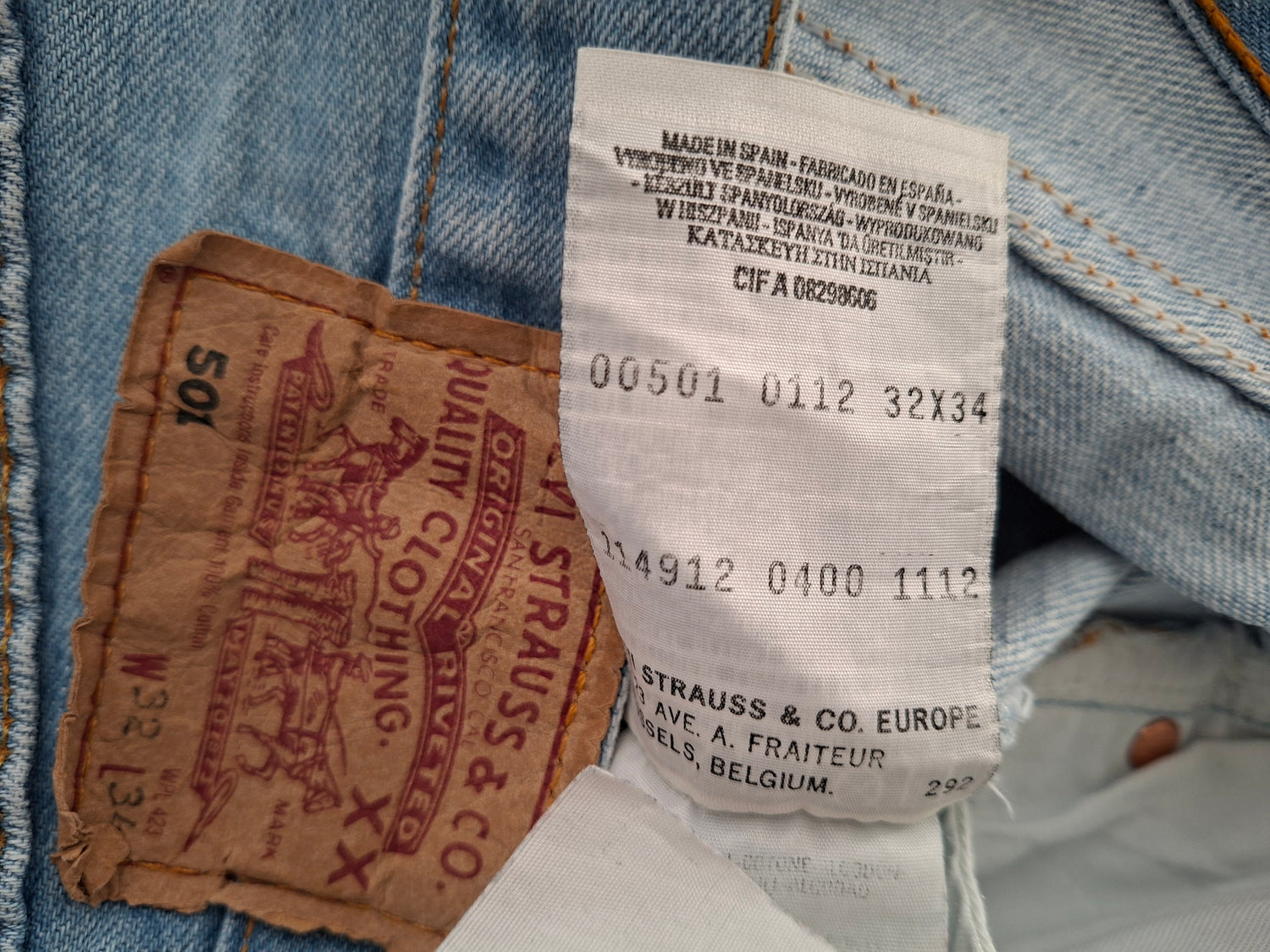 Jean Levi's 501 W32 L34