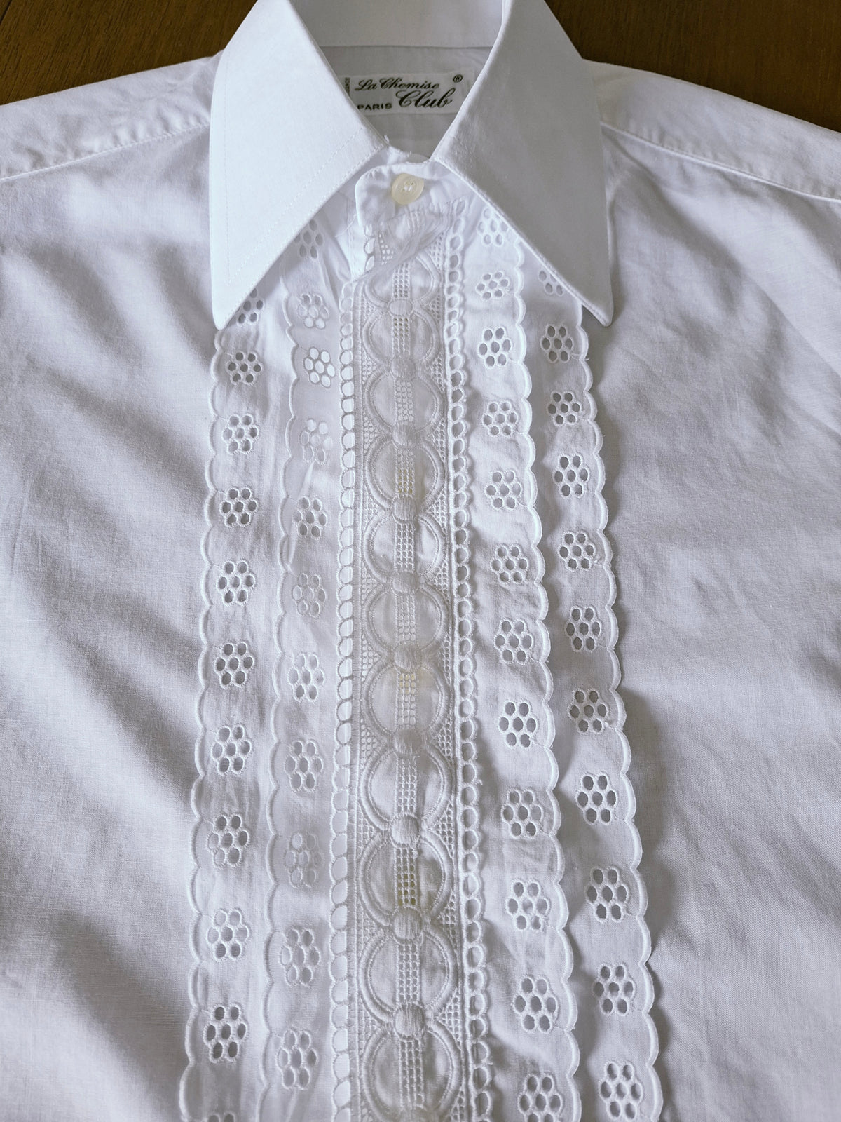 Chemise Blanche Brodée