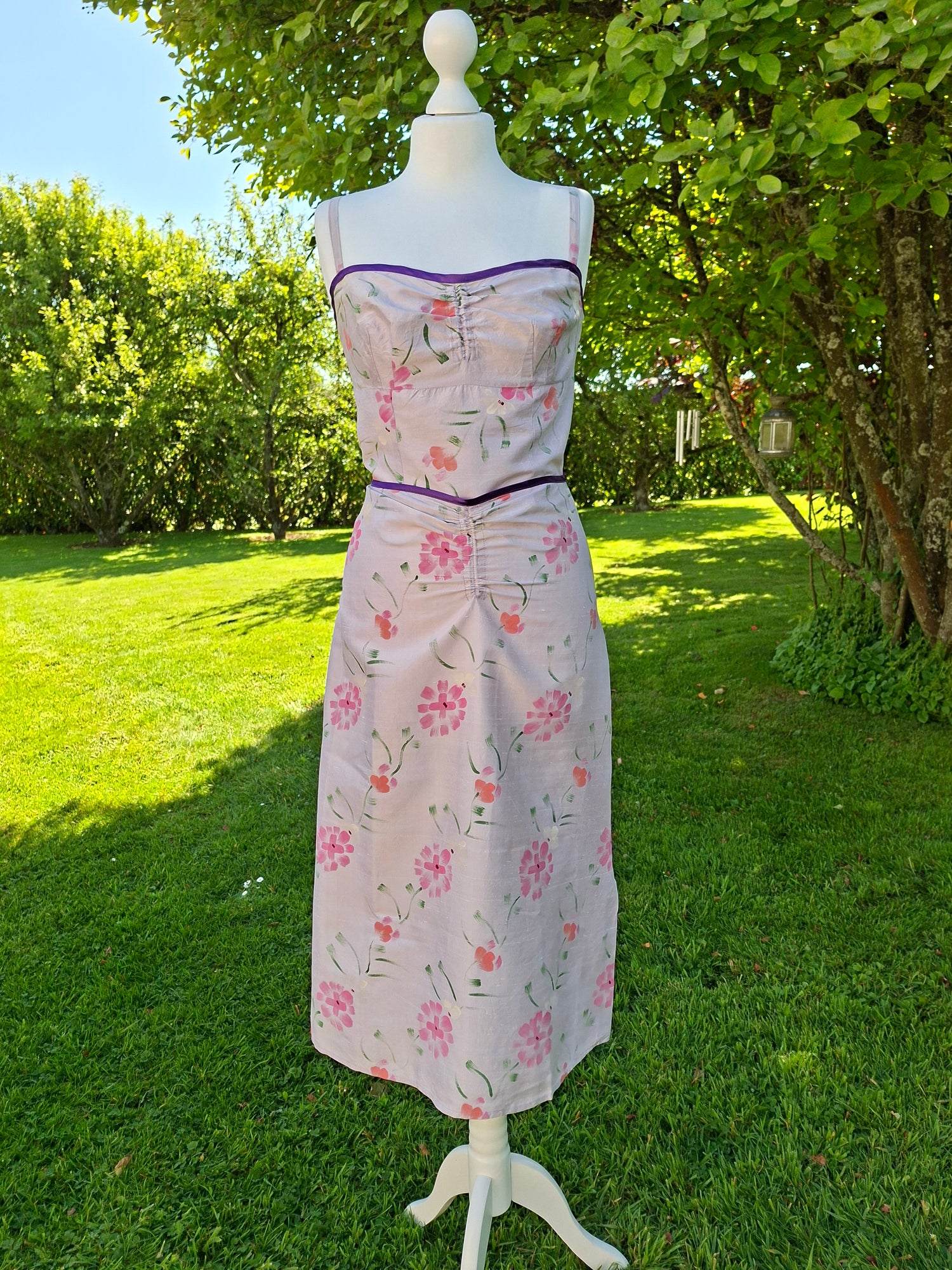 Ensemble jupe caraco en soie à fleurs