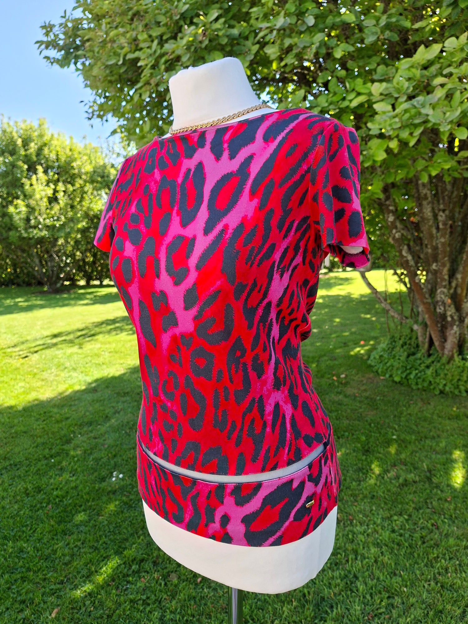 Top Escada imprimé léopard