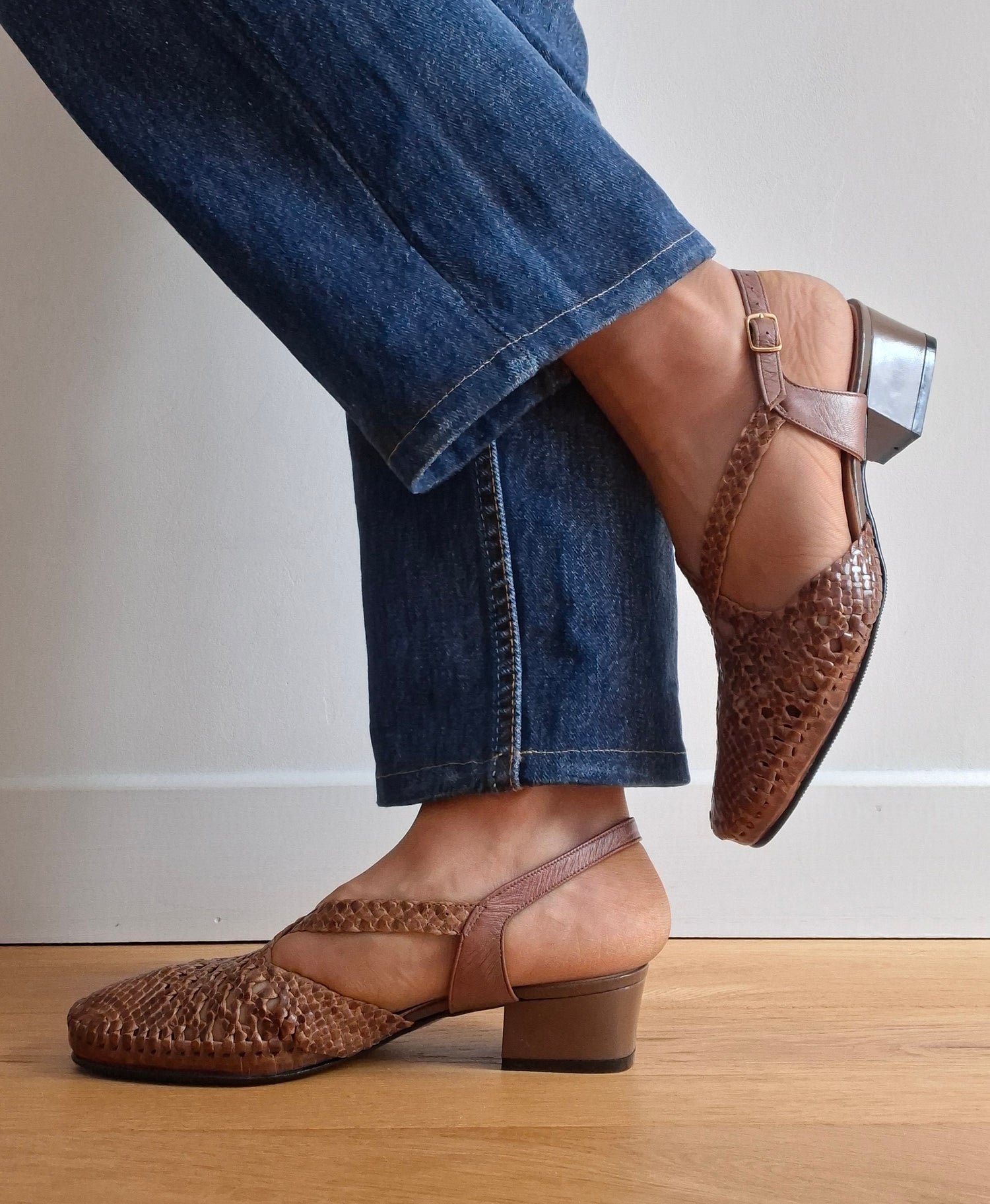 Sandales en cuir tressé