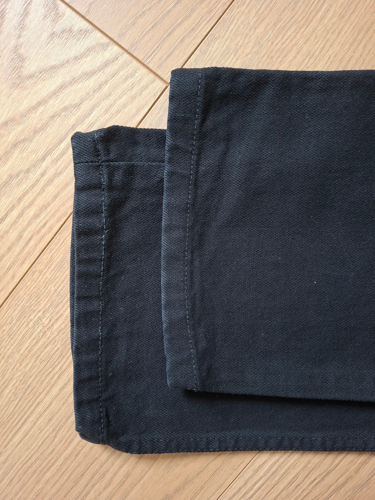 Jean Levi's 501 W27 L36