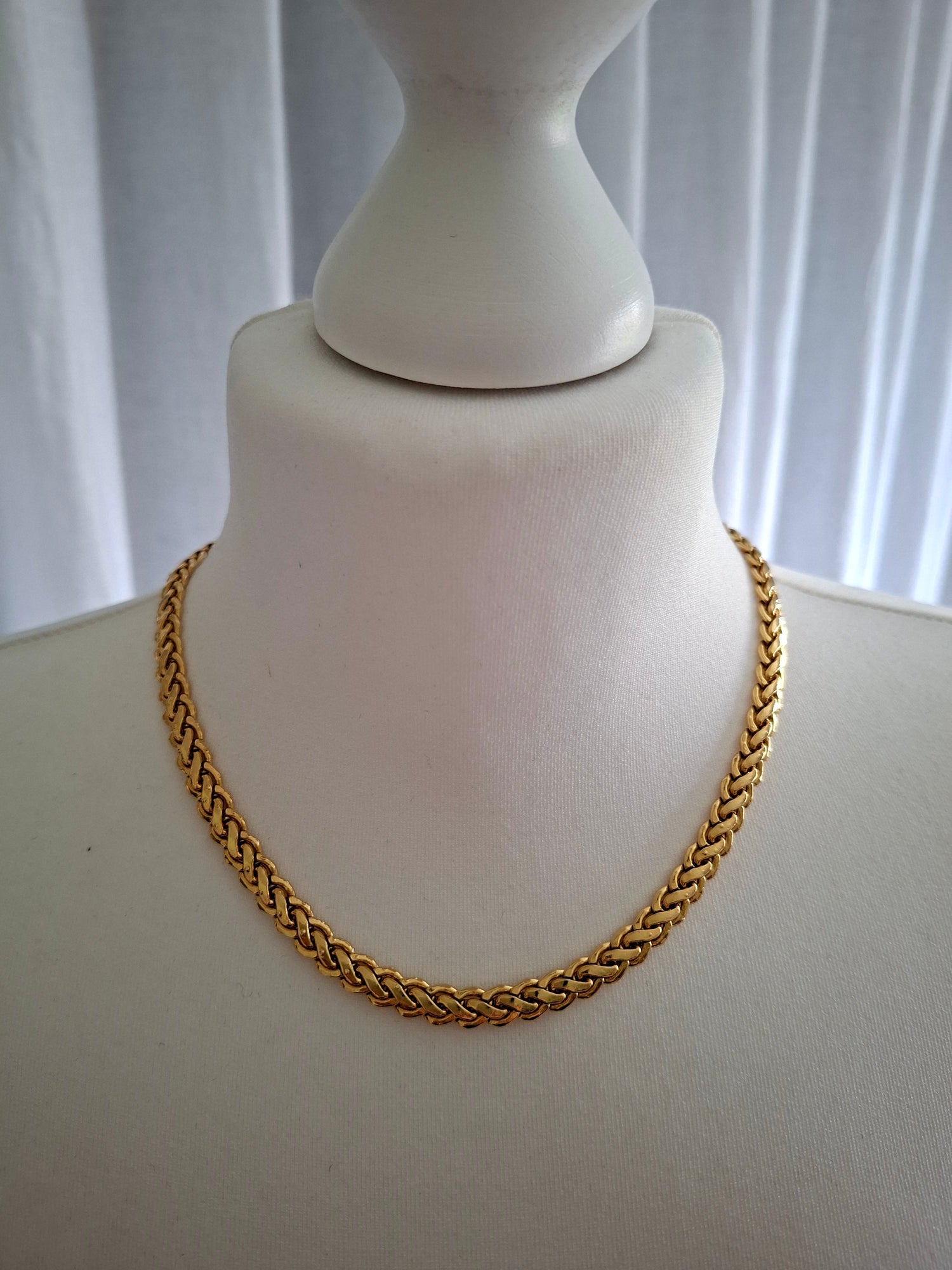 Collier en laiton doré