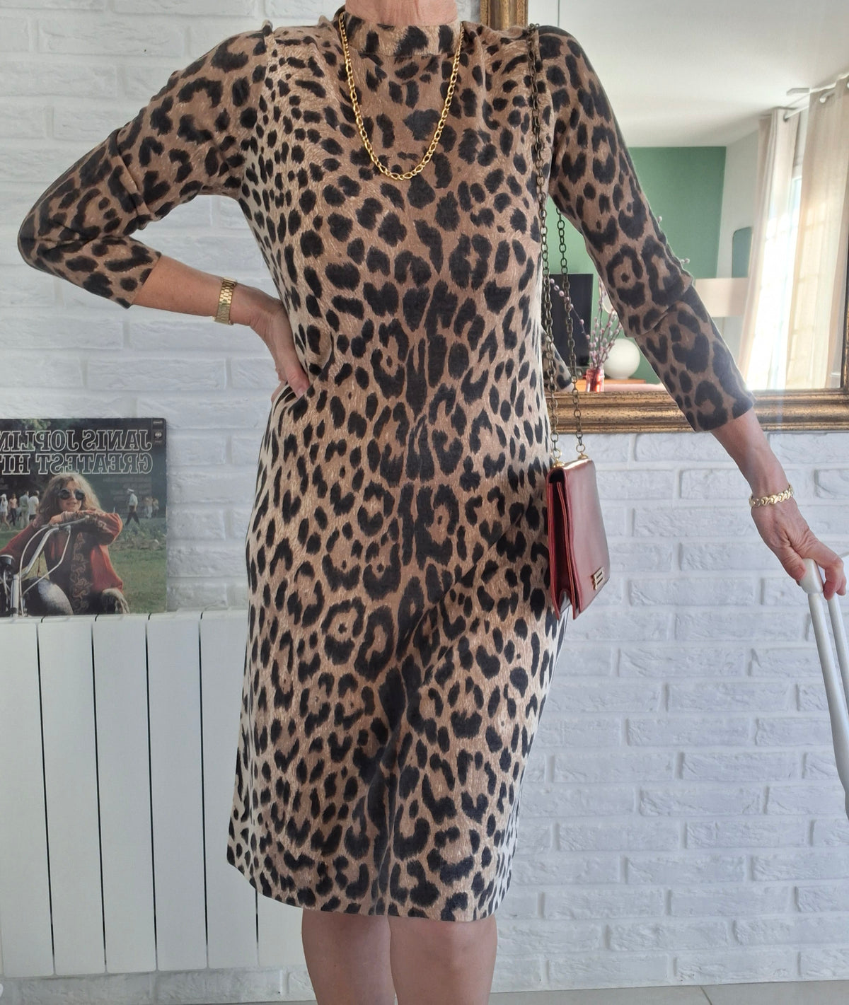 Robe léopard en laine