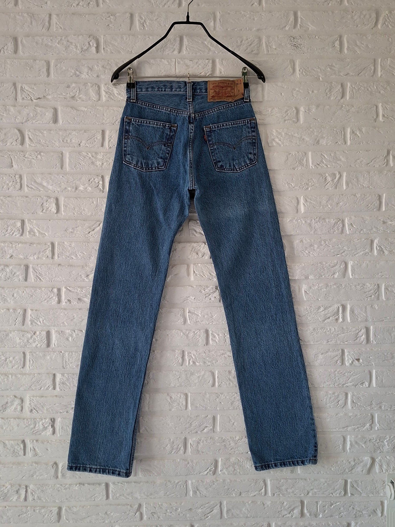 Jean Levi's 501 W27 L34