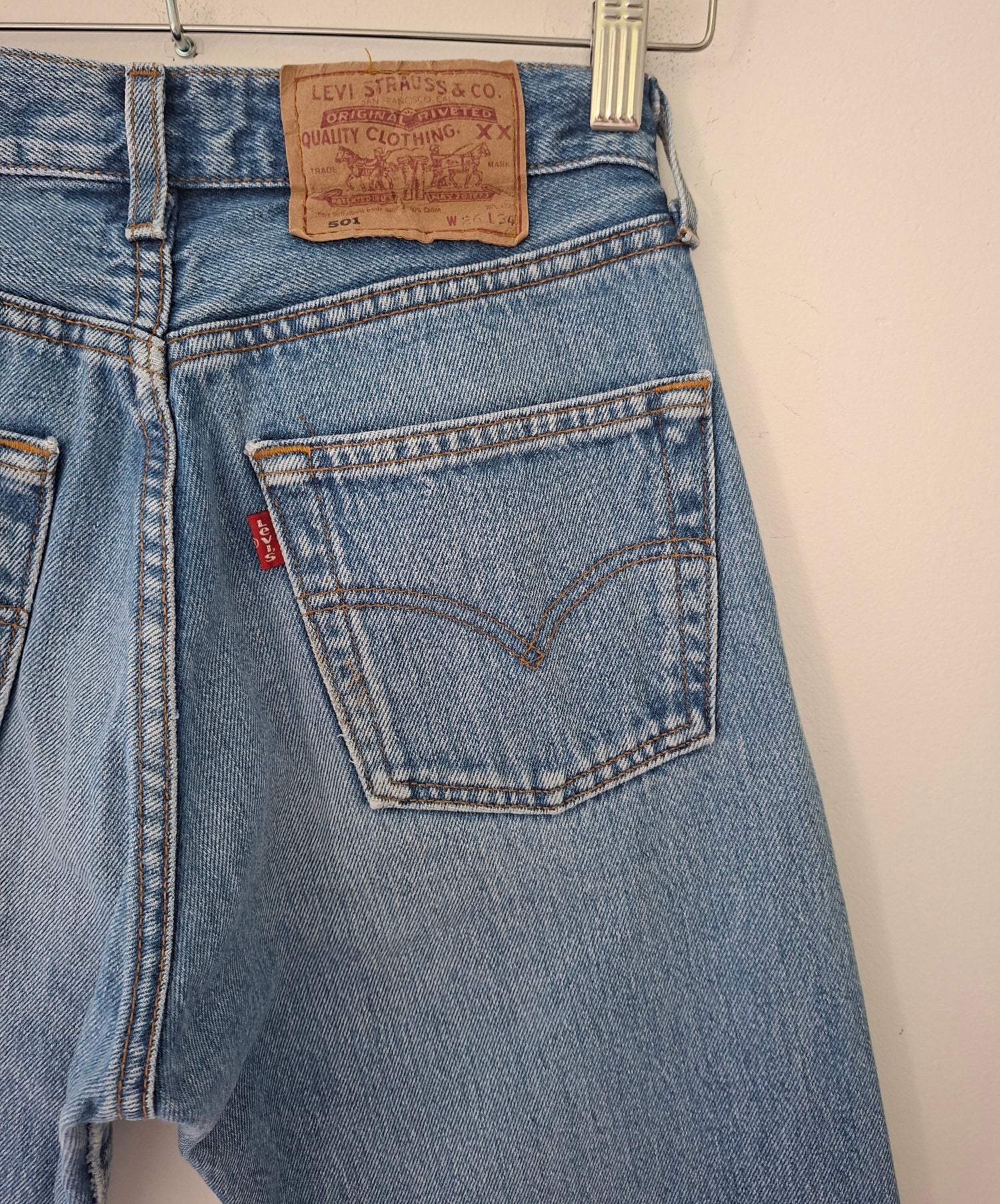 Jean Levi's 501 W26 L34