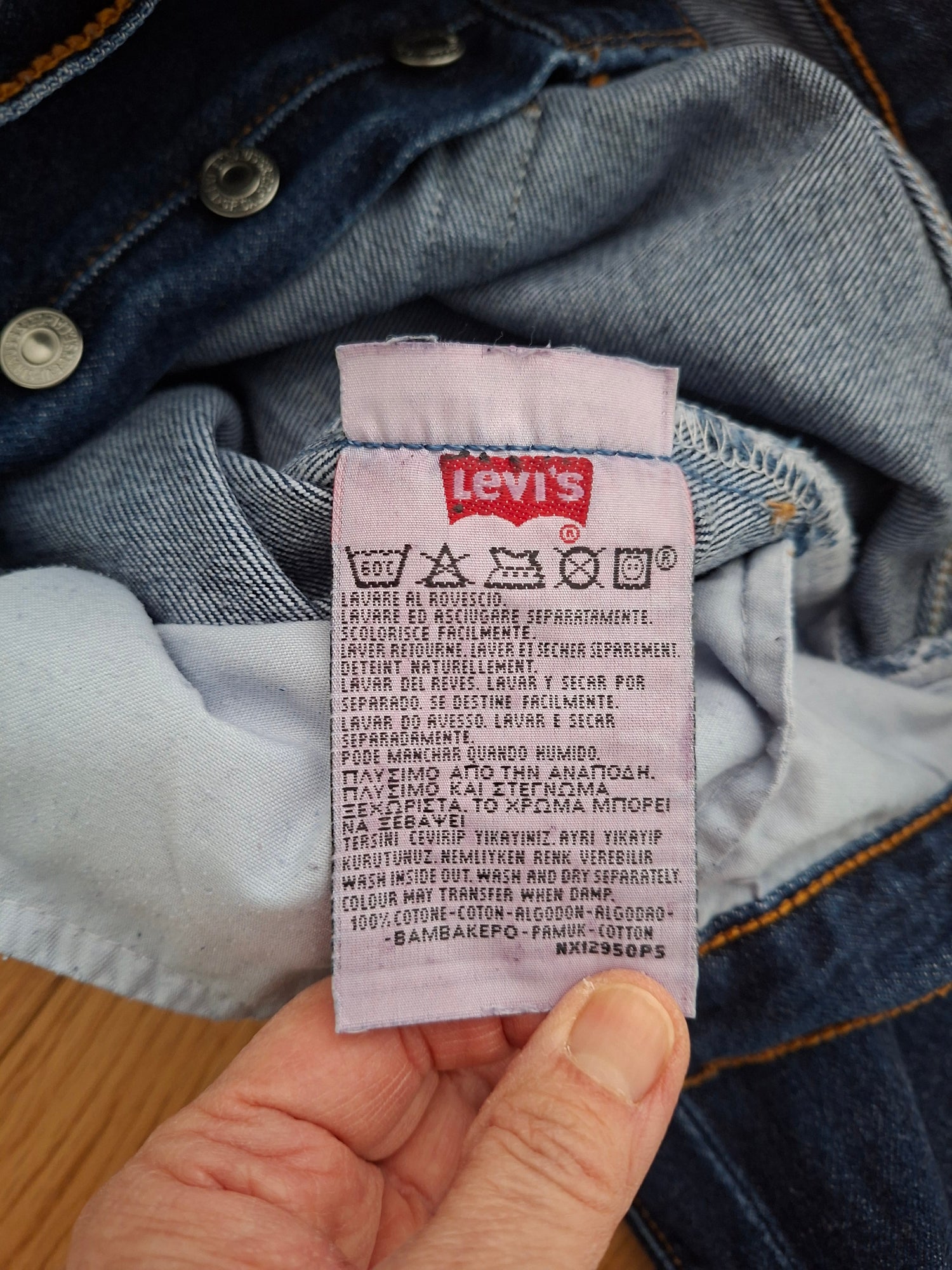 Jean Levi's 501 W28 L34