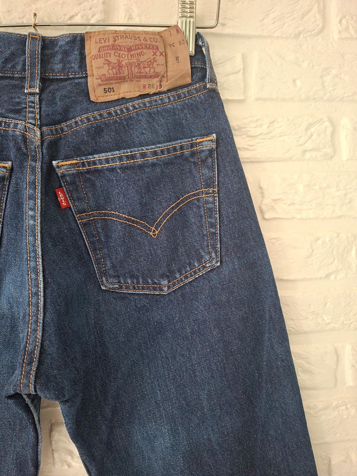 Jean Levi's 501 W28 L34