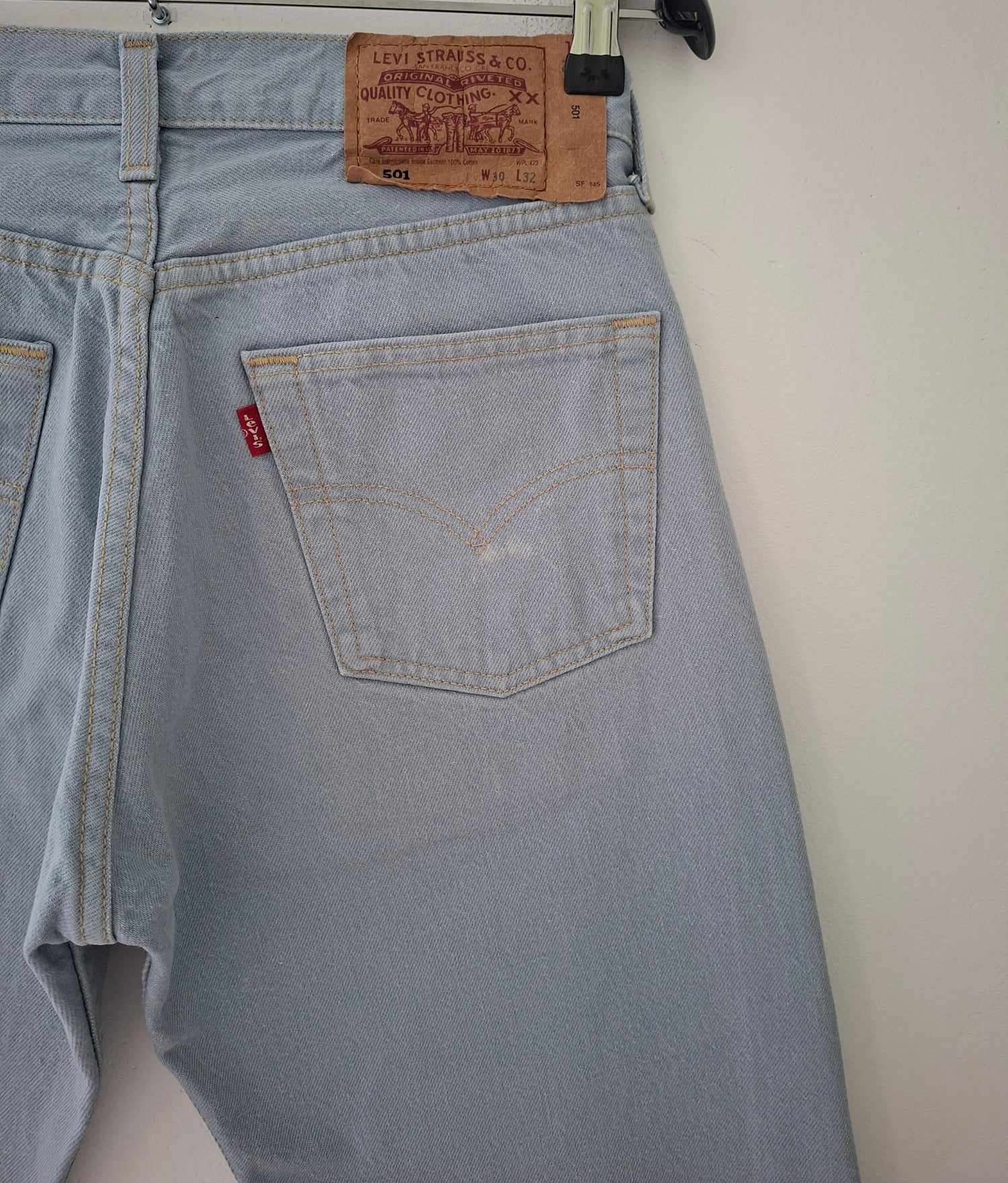 Jean Levi's 501 W30 L32