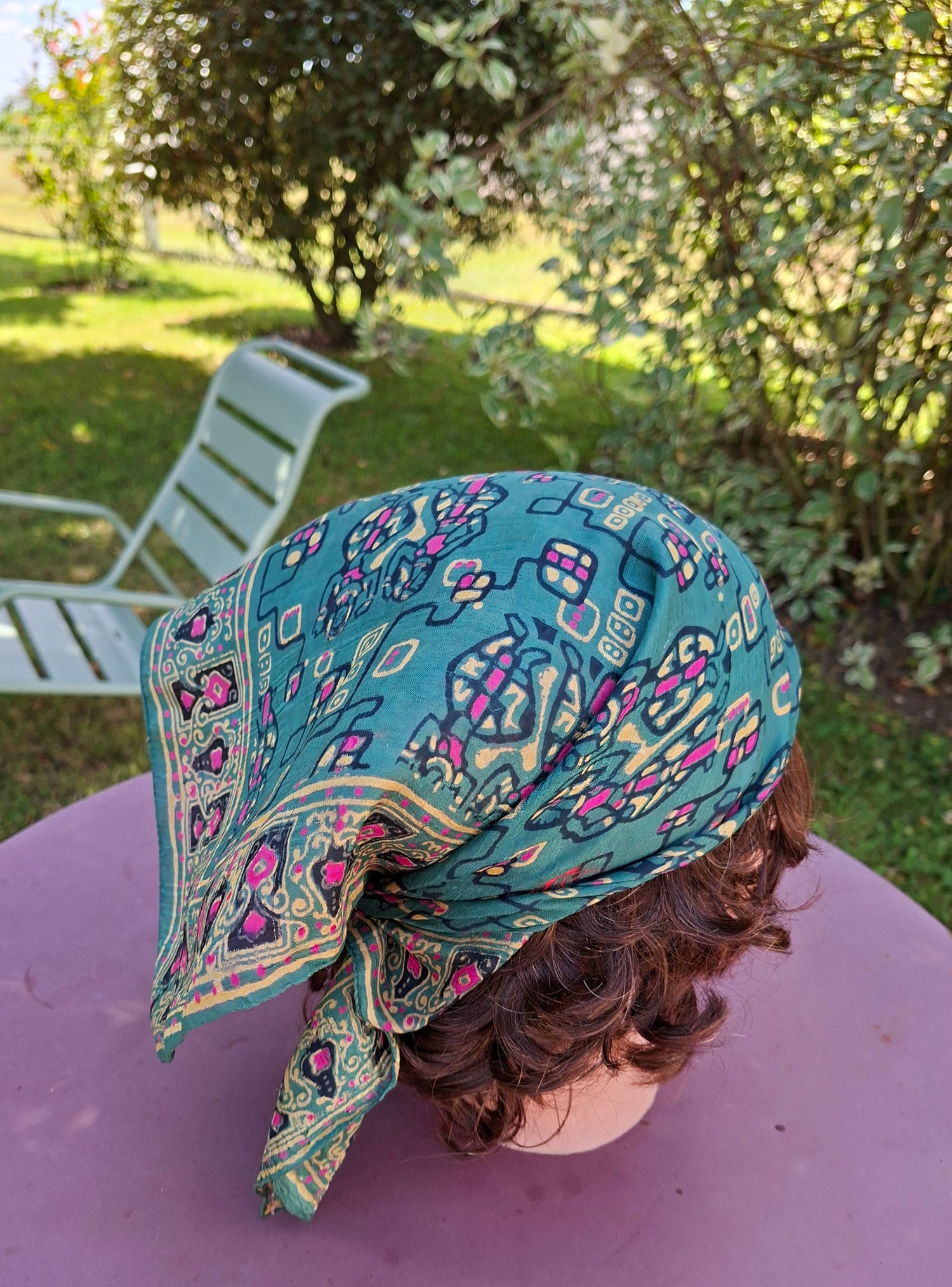 Bandana en soie à motifs