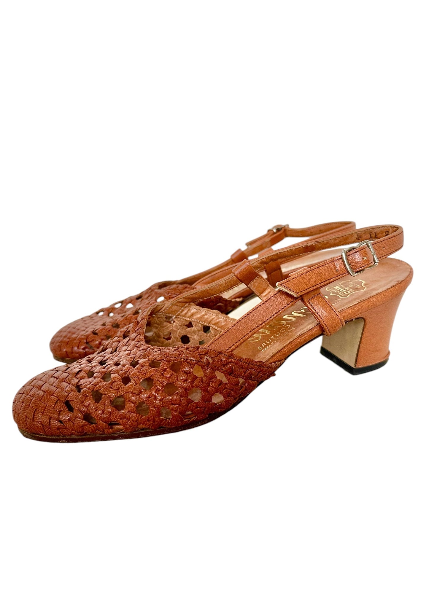 Babies en cuir tréssé