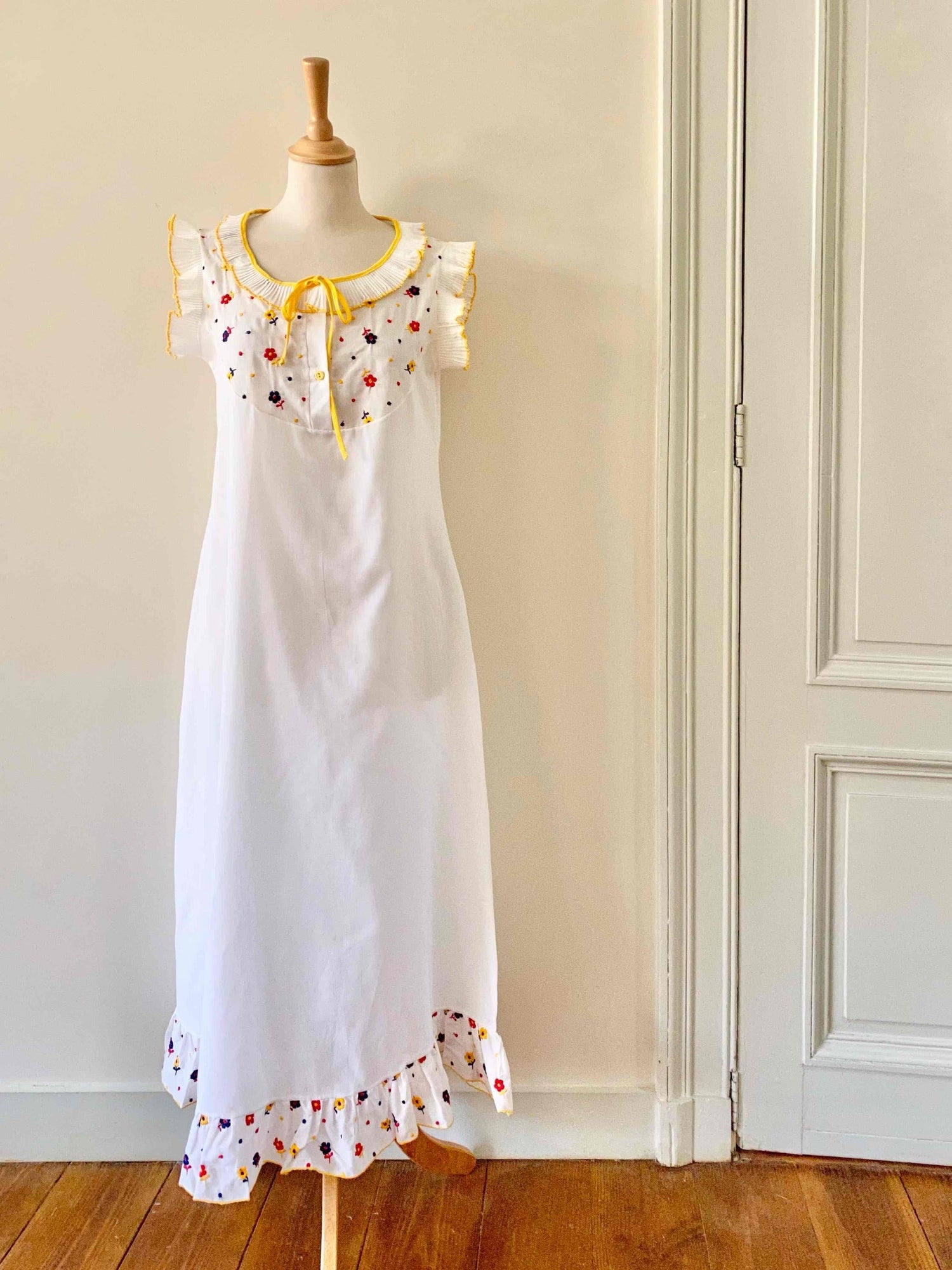 Embroidered long dress