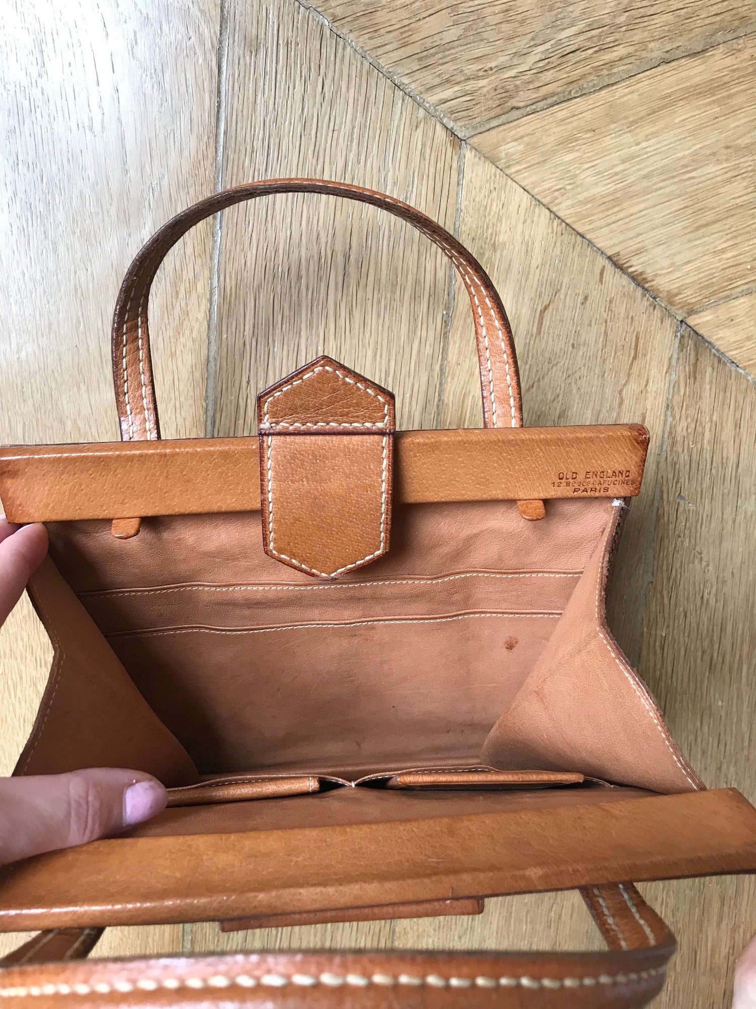 Leather handbag