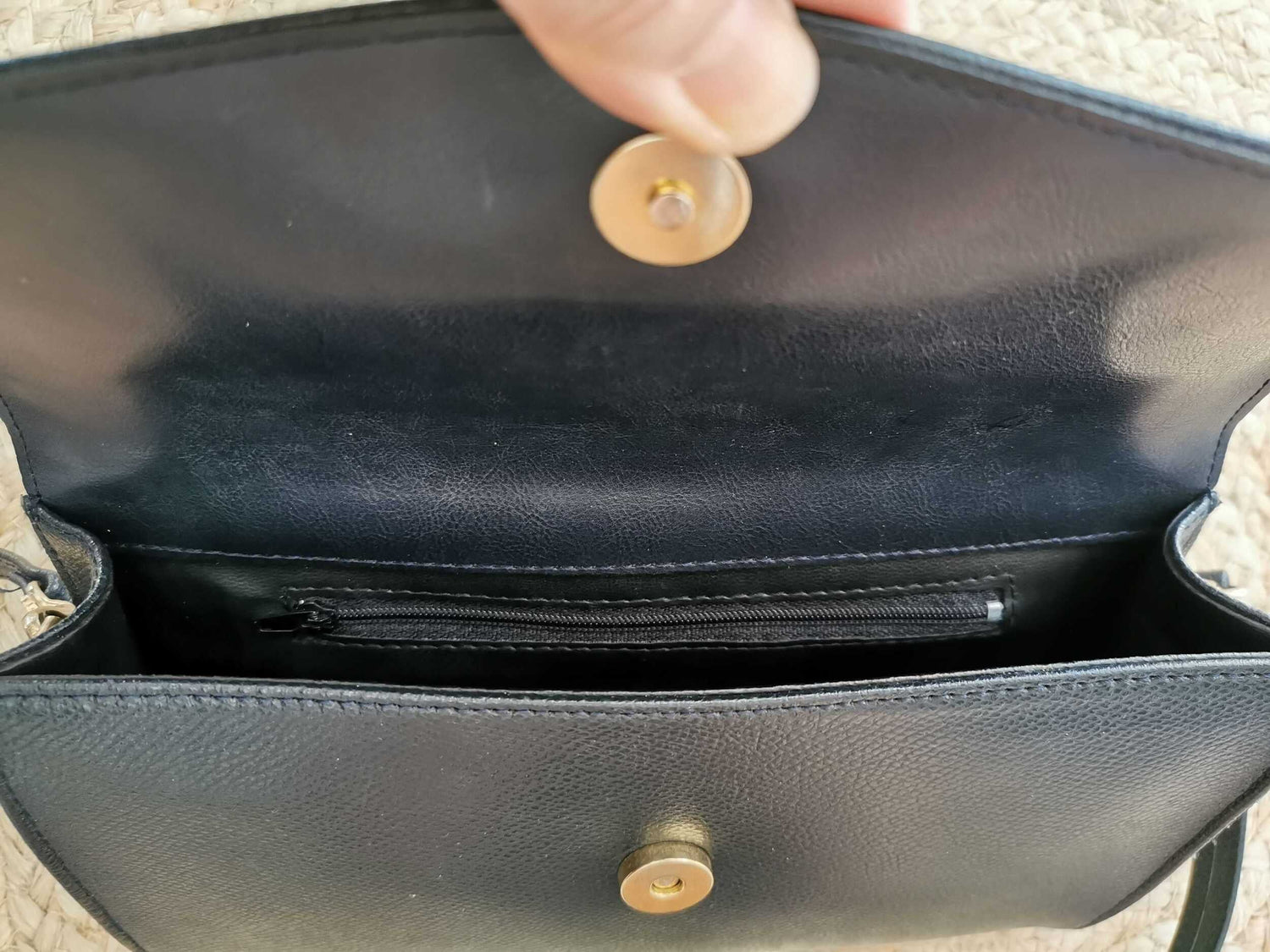 Faux leather crossbody bag