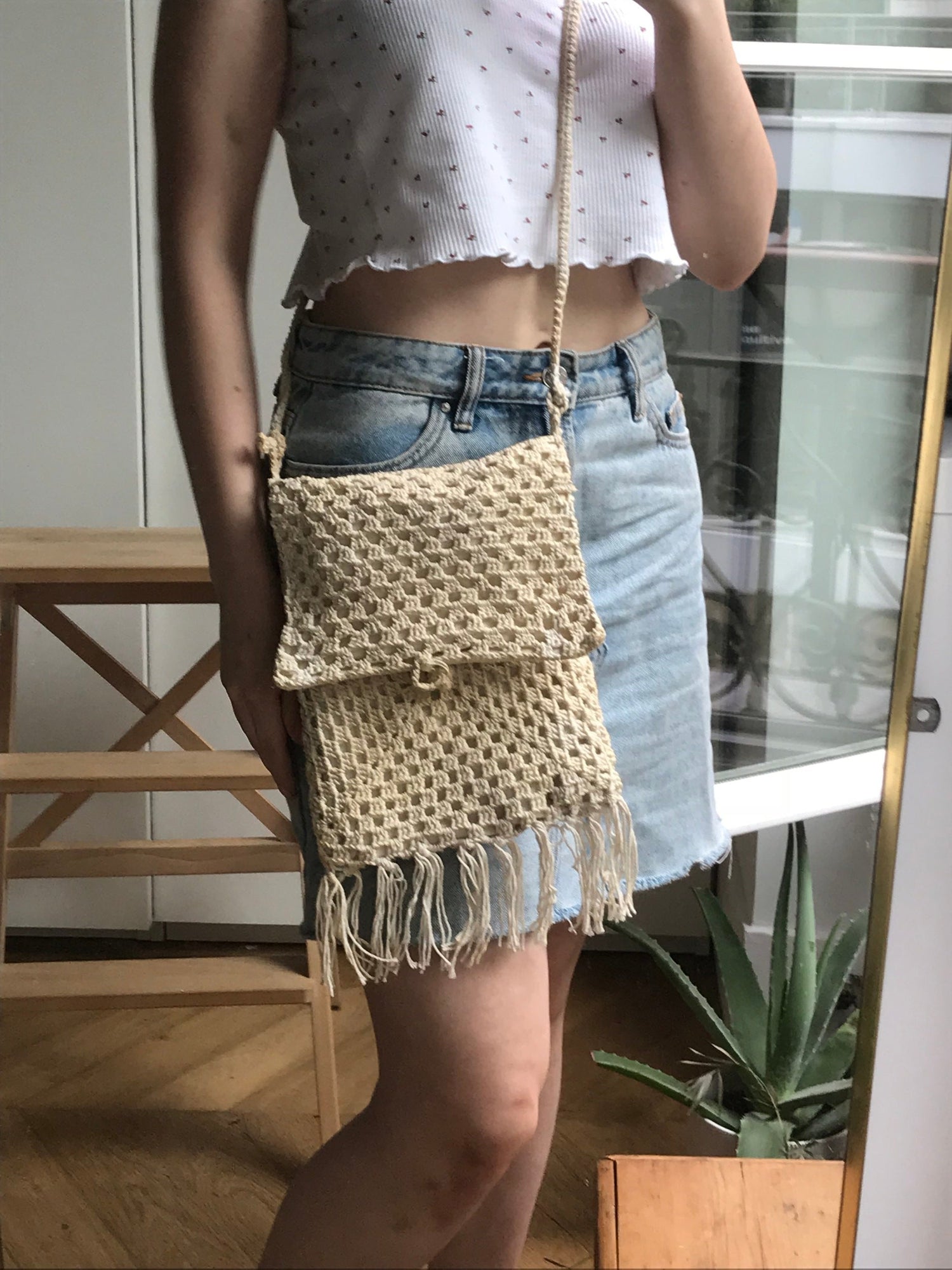 Crocheted pouch bag