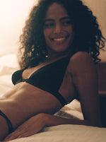 Triangle Dark Fold Noir