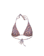 Haut bikini triangle Attachante Léopard Tropical – Tatiane de Freitas – coupe triangle classique, motif léopard, coques amovibles, triangle coulissant ajustement sur-mesure, Oeko-Tex, matière haut de gamme, bikini brésilien, marque française créateur Lyon 