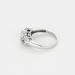 Bague "Fleurs" en or gris 14K et diamants