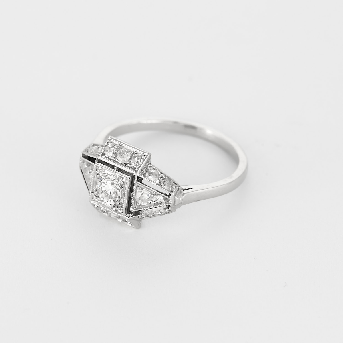 Bague en platine et diamants
