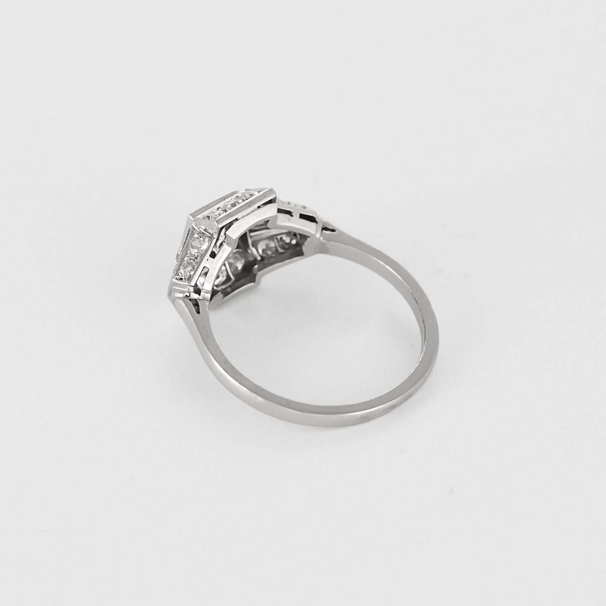 Bague en platine et diamants