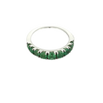 Bague jonc en or blanc et émeraudes