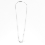 Collier en or gris, platine et trois diamants.