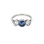 Bague en or gris, platine,  saphir et diamants