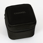 CHANEL - Mademoiselle - Montre bijou or jaune et perles