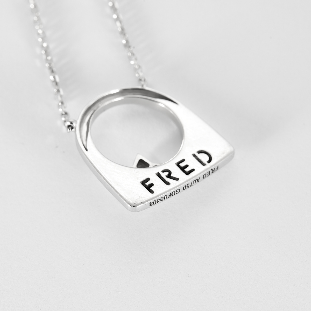 FRED - Success Chance Etoile - Collier en or gris et diamants