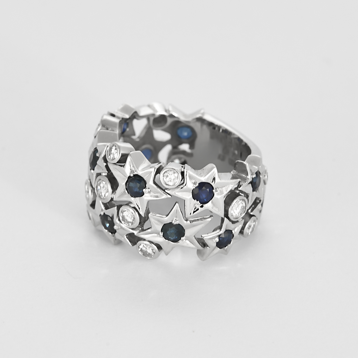 FRED - Haute Joaillerie - Shine-  Bague en or gris diamants et saphirs
