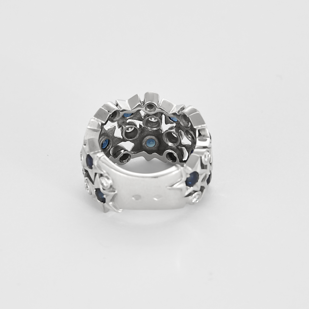 FRED - Haute Joaillerie - Shine-  Bague en or gris diamants et saphirs