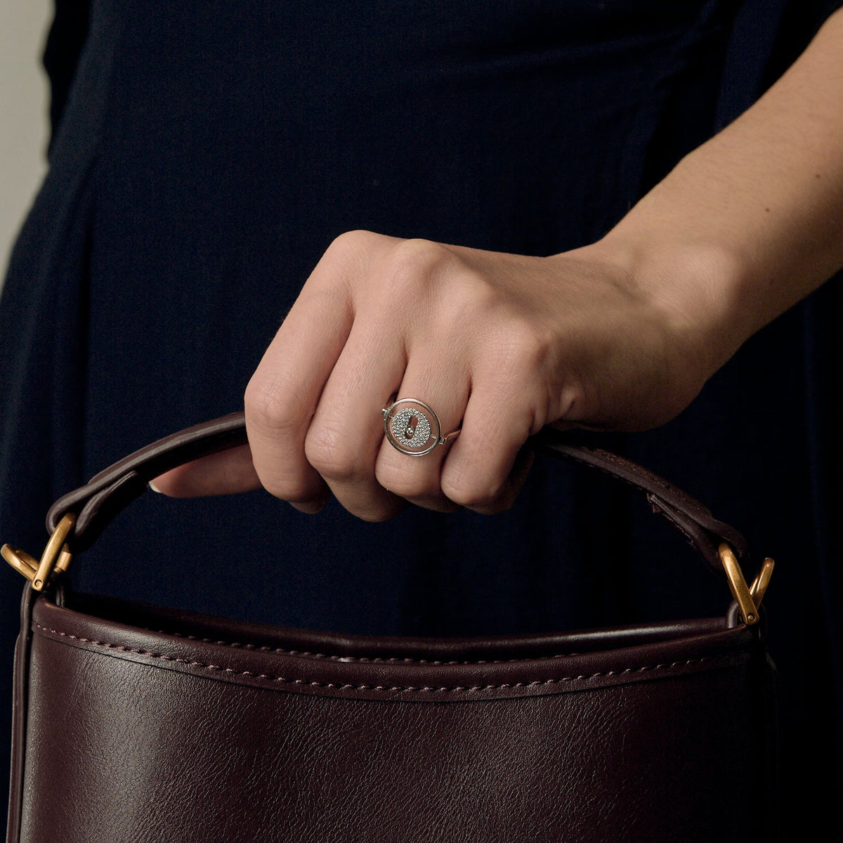 Messika - Lucky move pavé or gris et diamants. PM