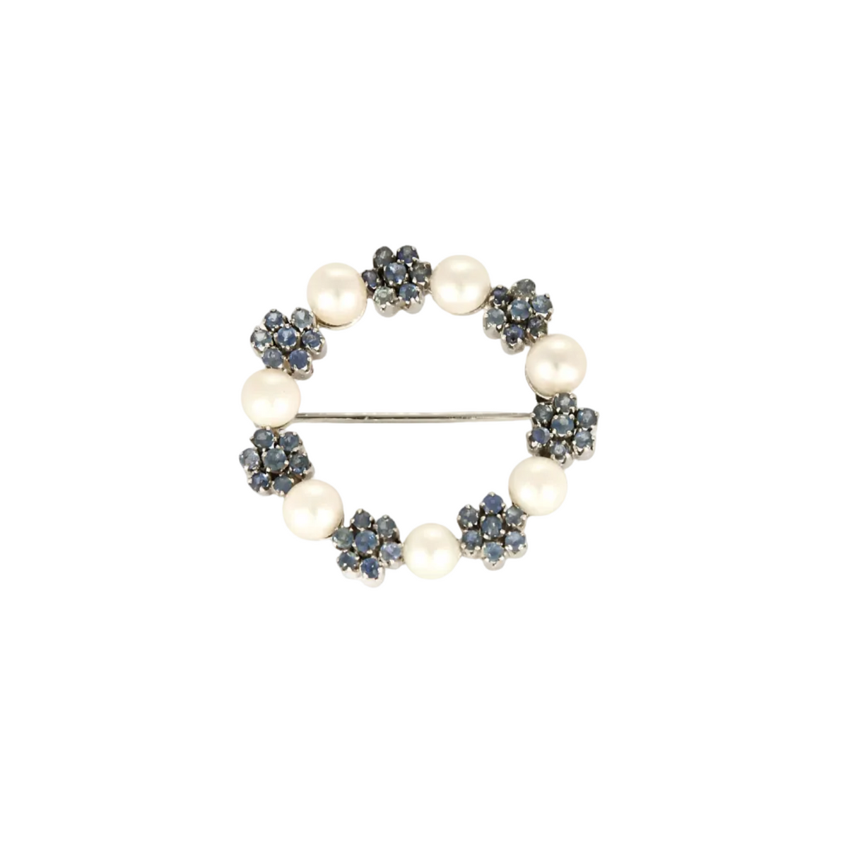 Broche Couronne en or gris, saphirs et perles de culture blanches