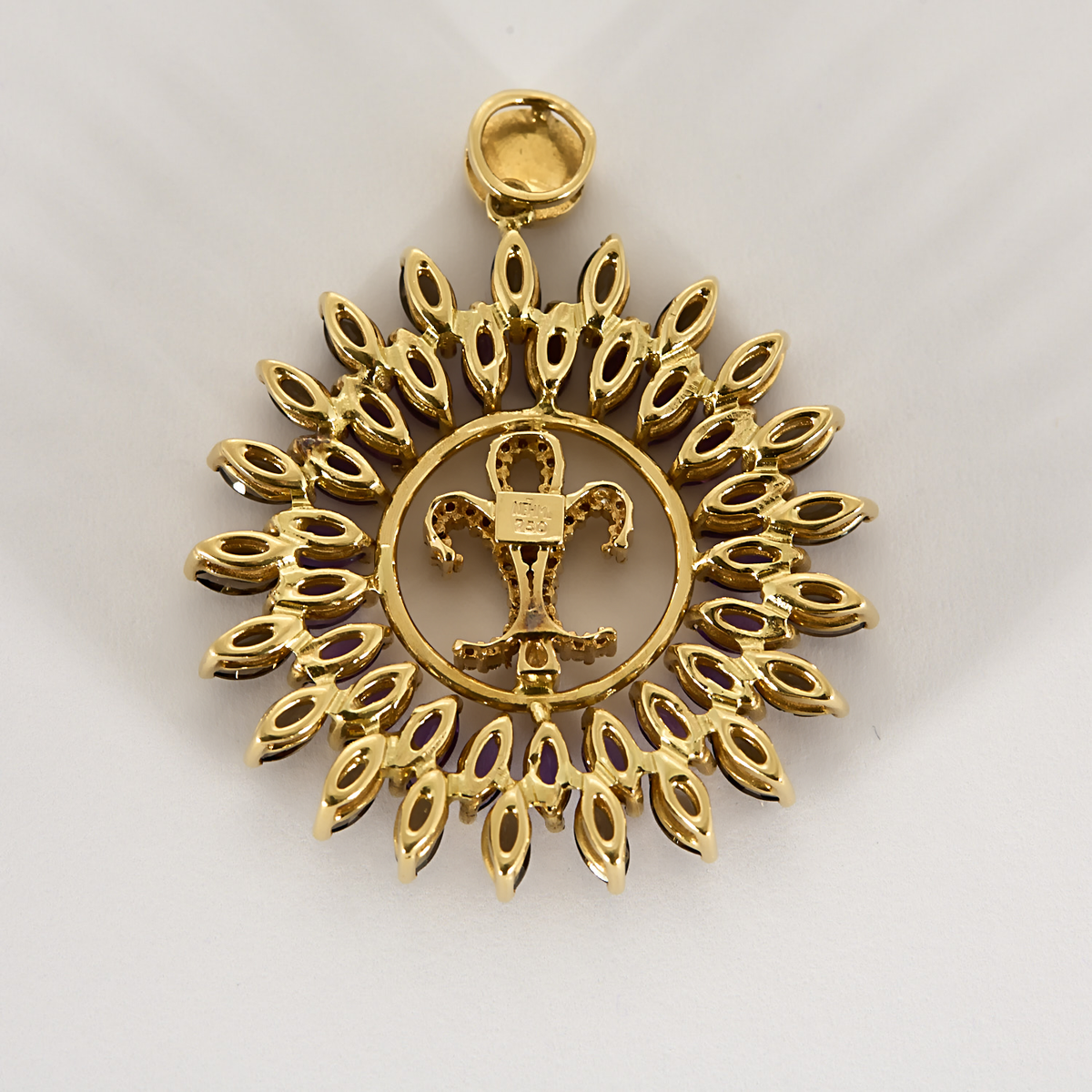 Pendentif en or jaune, améthyste et quartz fumé