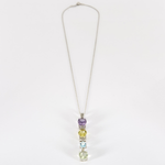 Collier en or gris et pendentif 14K diamants, améthyste, quartz et topaze bleu