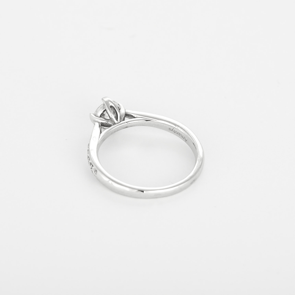 Solitaire en or blanc, diamants
