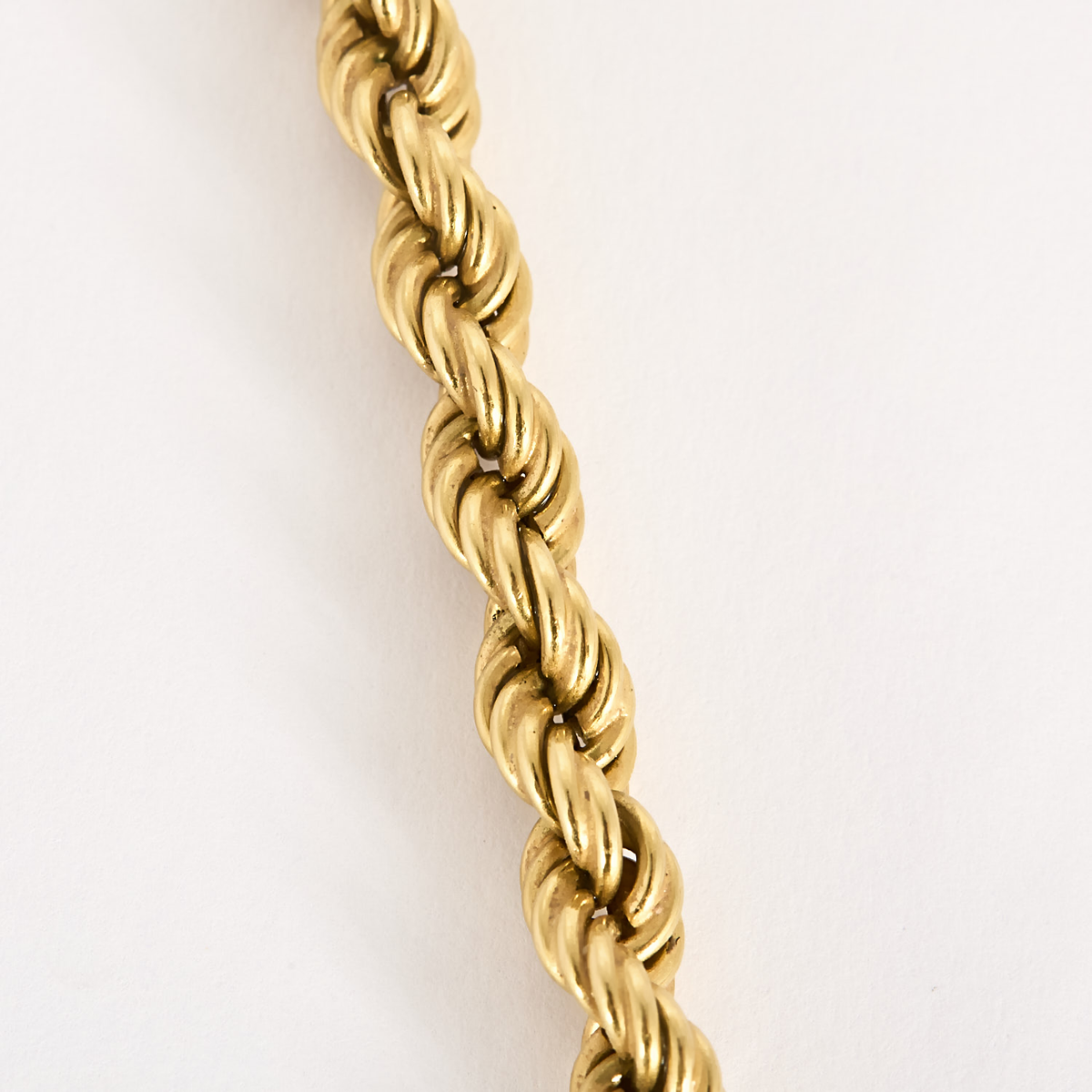 Collier en Or jaune 18k et diamants.