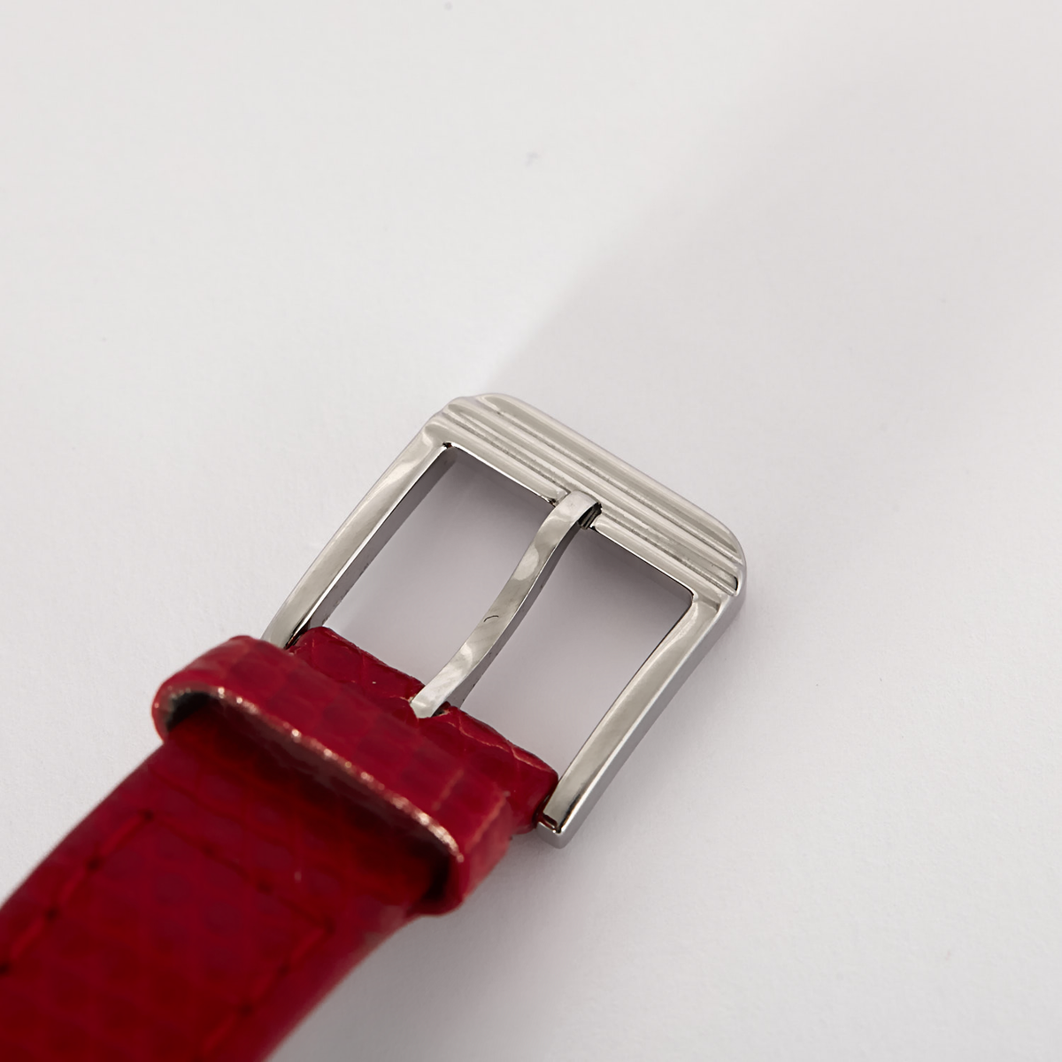 POIRAY - Ma Baguette - Ma première allongée - Montre en acier à boitier rectangulaire et à mouvement quartz